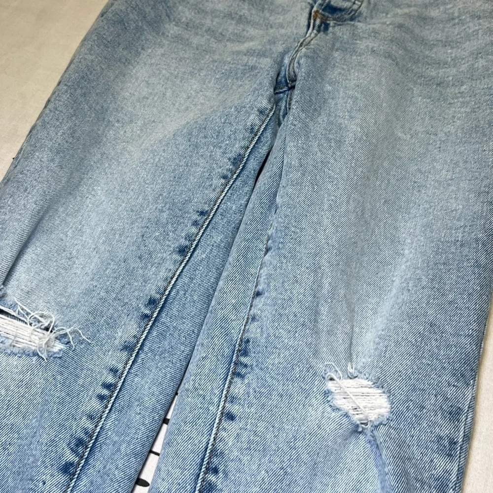 Joe Fresh X Jillian Harris High rise, straight jeans.  Size 25. - Picture 5 of 11